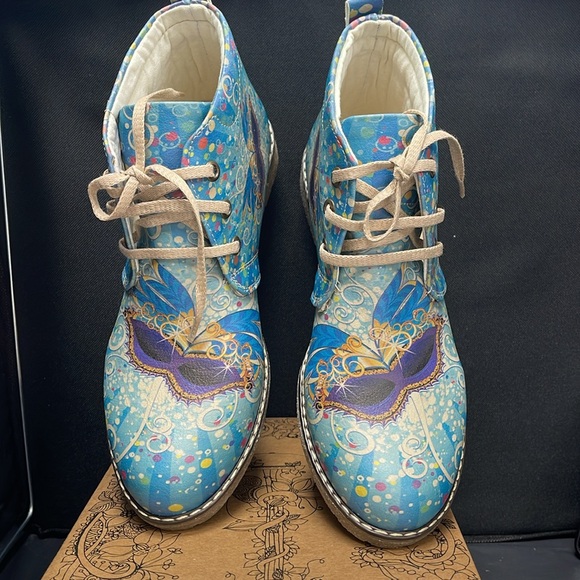 BNIB GOBY Butterly design Ankle boots sizes - Picture 4 of 9